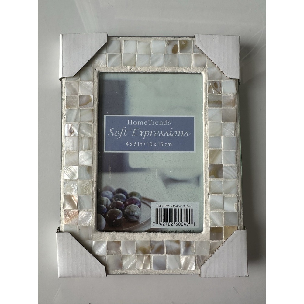 Home Trends Photo Frame Holds 4x6 Photo Mother Of Pearl Shell Mosaic New in Box